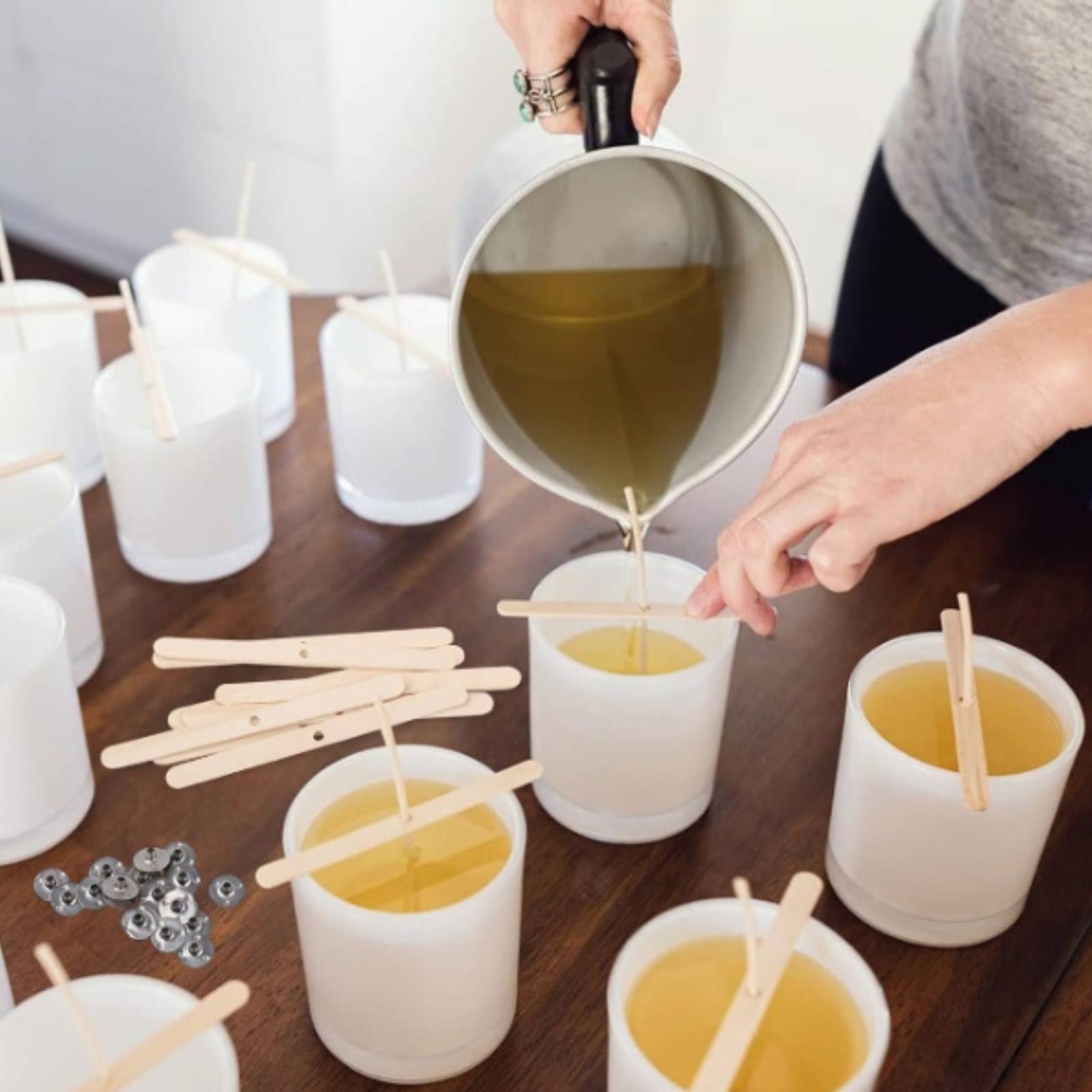 接着ドット付き木製芯固定ツール、職人やホームスタジオに最適で - Adhesive Dot Wick のレビューと価格