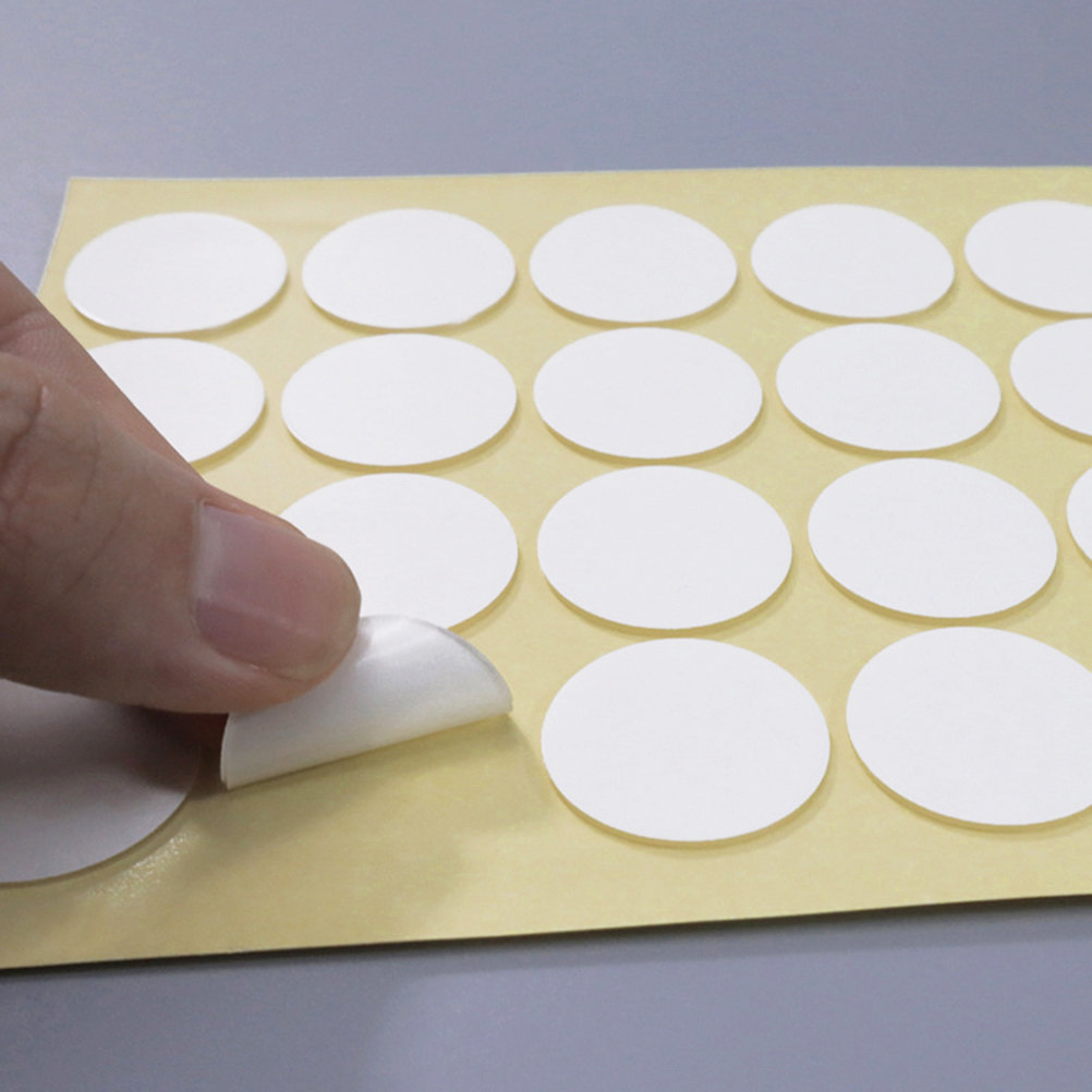 300個入り粘着フォームドット 両面ステッカー ウィックホル - Adhesive Dot Wick のレビューと価格